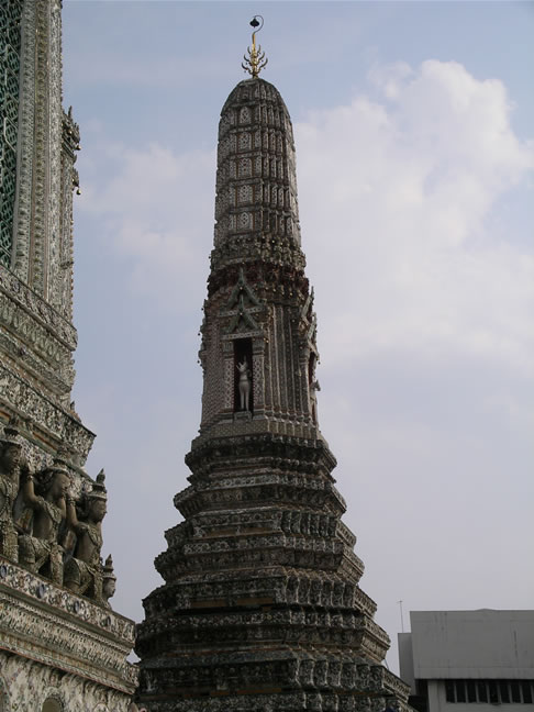 images/Wat-Arun-Tower-1.jpg