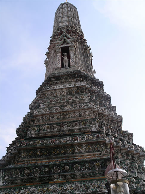 images/Wat-Arun-Tower-2.jpg