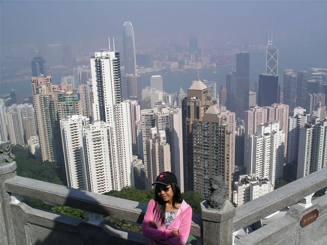 images/Hong-Kong-skyline-Sissy-3.jpg