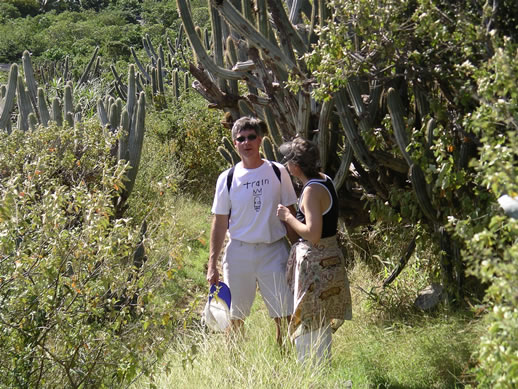 images/530-North-Sound-hike-Randy-Cactus-needles.jpg