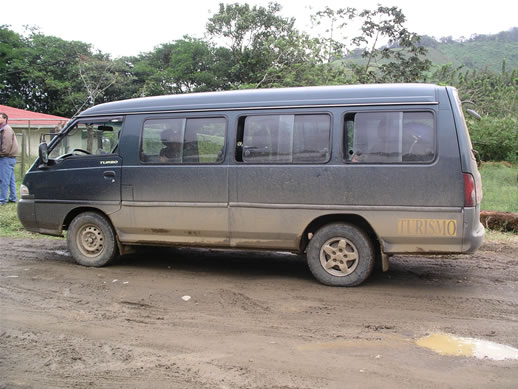 images/Monteverde-Arenal-trip-van.jpg