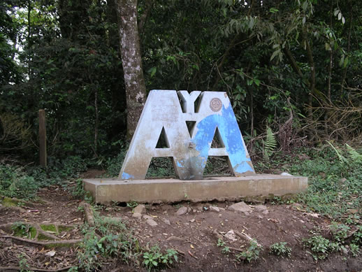images/Monteverde-lost-AA-sign.jpg