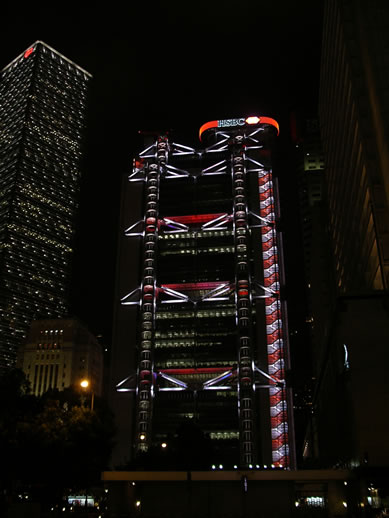 images/HK-buildings-night-4.jpg
