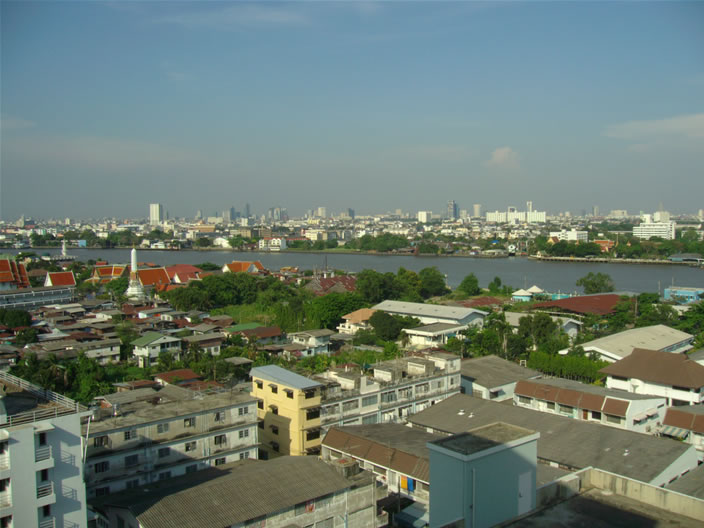 images/Bangkok-skyline-4.jpg
