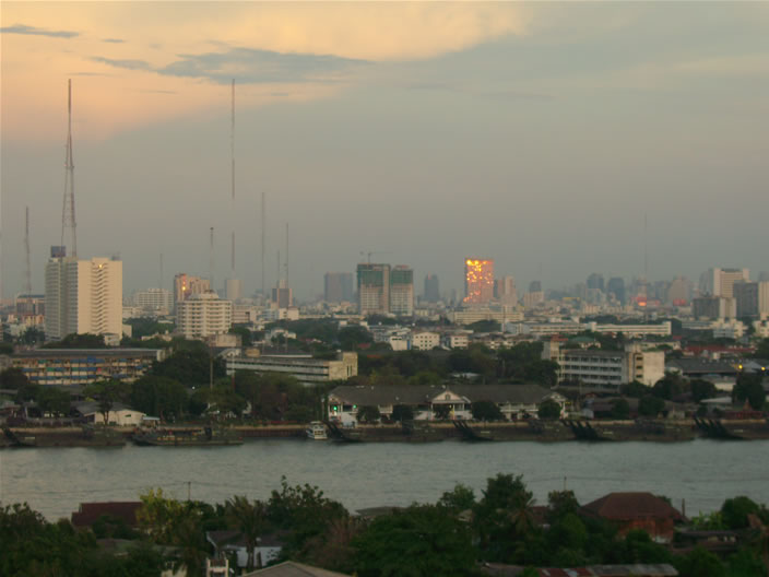 images/Bangkok-skyline-6.jpg