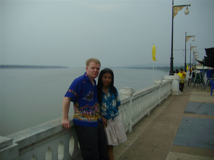 images/Mukdaha-Mekong-Alex-Sissy.jpg