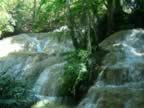 Sri-Sang-Wan-Waterfall-Park-1.jpg (129kb)