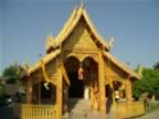 Wat-Srisuphan-entrance-1.jpg (94kb)