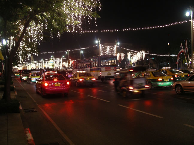 images/Bangkok-Xmas-Lights-6.jpg