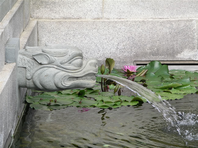 images/Chi-Lin-Nunnery-Fountain.jpg