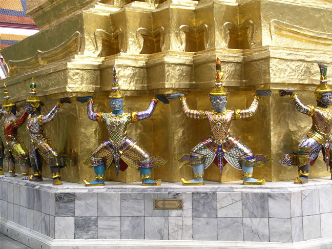 images/Grand_Palace_Hor_Phra_Monthian_Dharma_Guardians_1.jpg