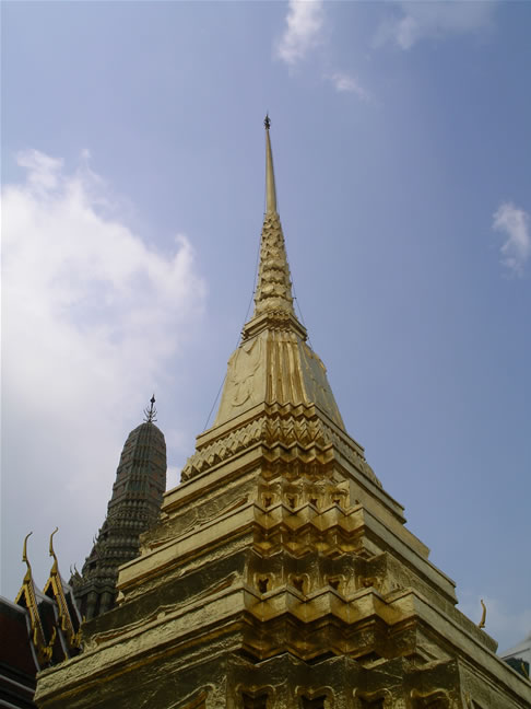 images/Grand_Palace_Phra_Mondop_3.jpg