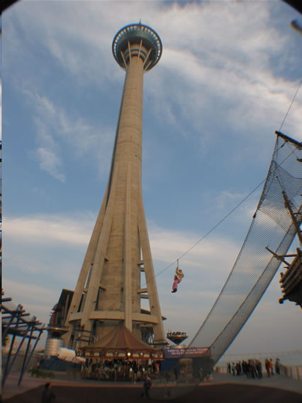 images/Macau-Tower-2.jpg