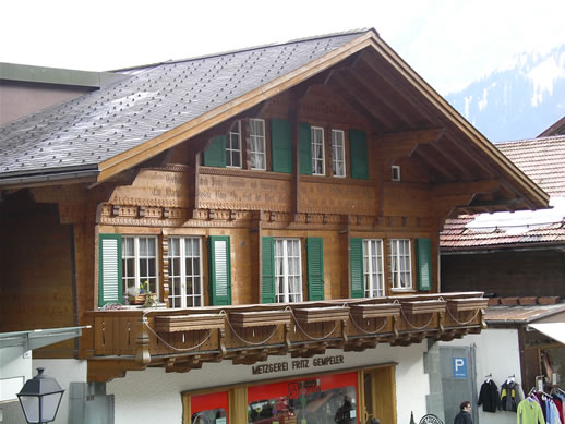 images/Adelboden-mainstreet-1.jpg