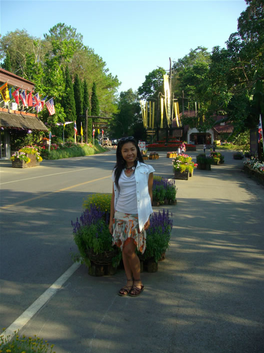 images/Doi-Tung-Royal-Villa-Entrance-Sissy.jpg