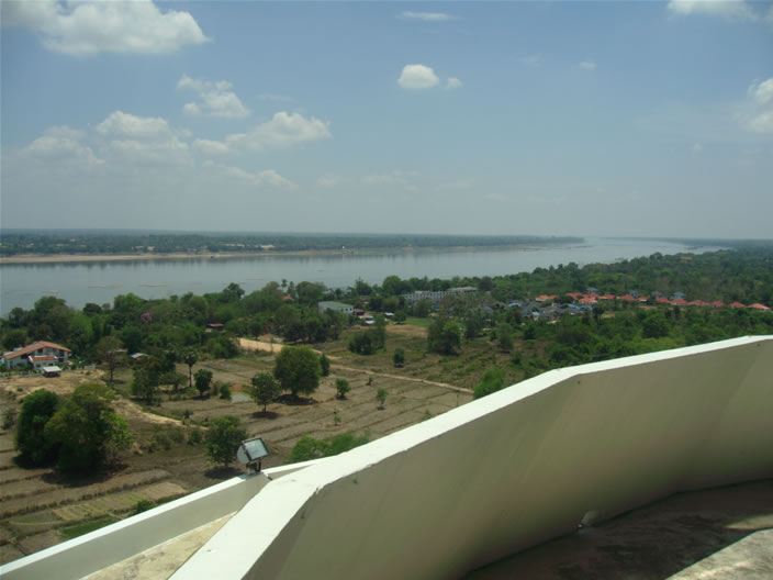 images/Mukdahan-Tower-view-1.jpg