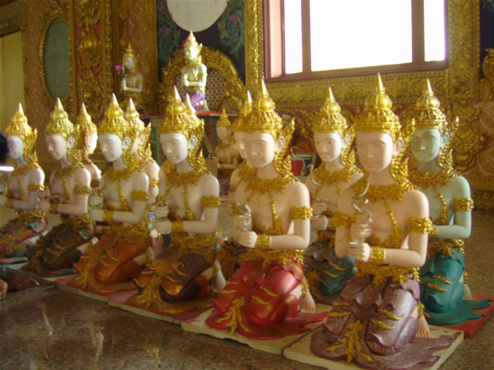 images/Phanamyon-inside-grd-level-Buddas.jpg