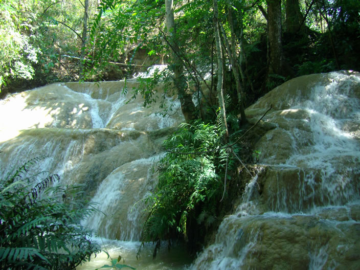 images/Sri-Sang-Wan-Waterfall-Park-1.jpg