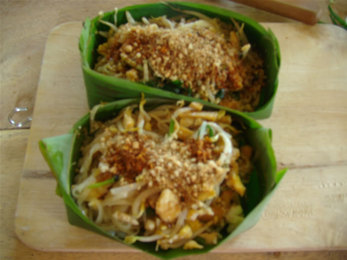 images/Thai-Cooking-Farm-takeaway-banana-leave-dishes.jpg