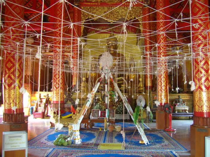 images/Wat-Srisuphan-inside-1.jpg