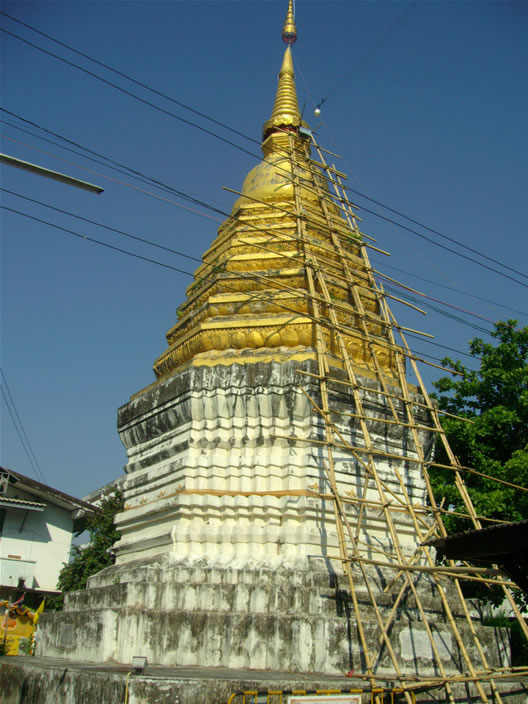 images/Wat-Srisuphan-original.jpg